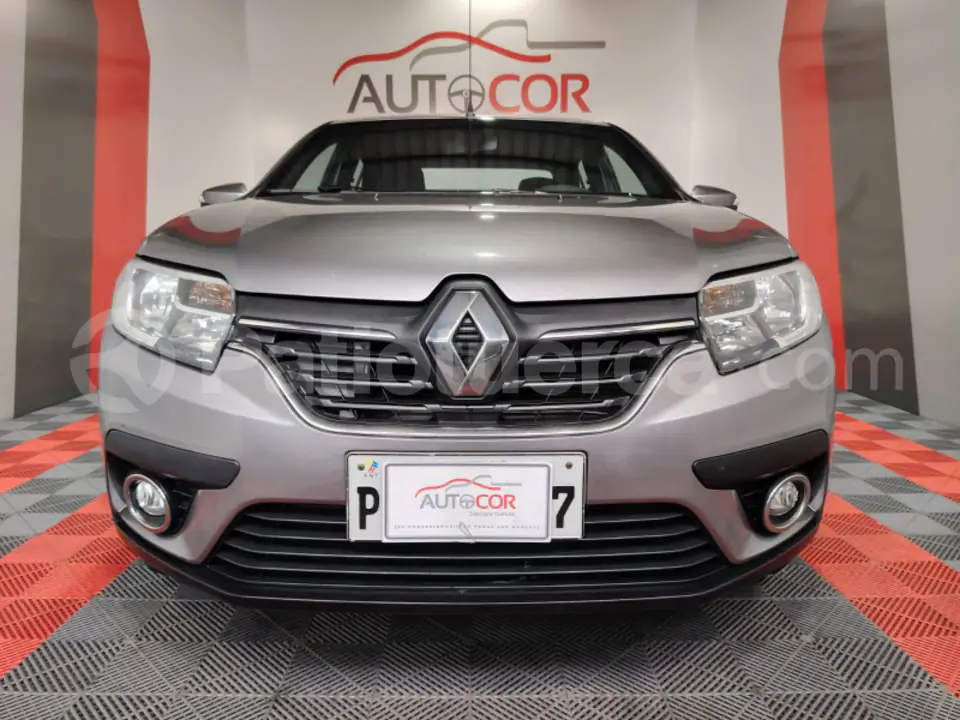 Foto 8 de Renault LOGAN CROSS INTENS