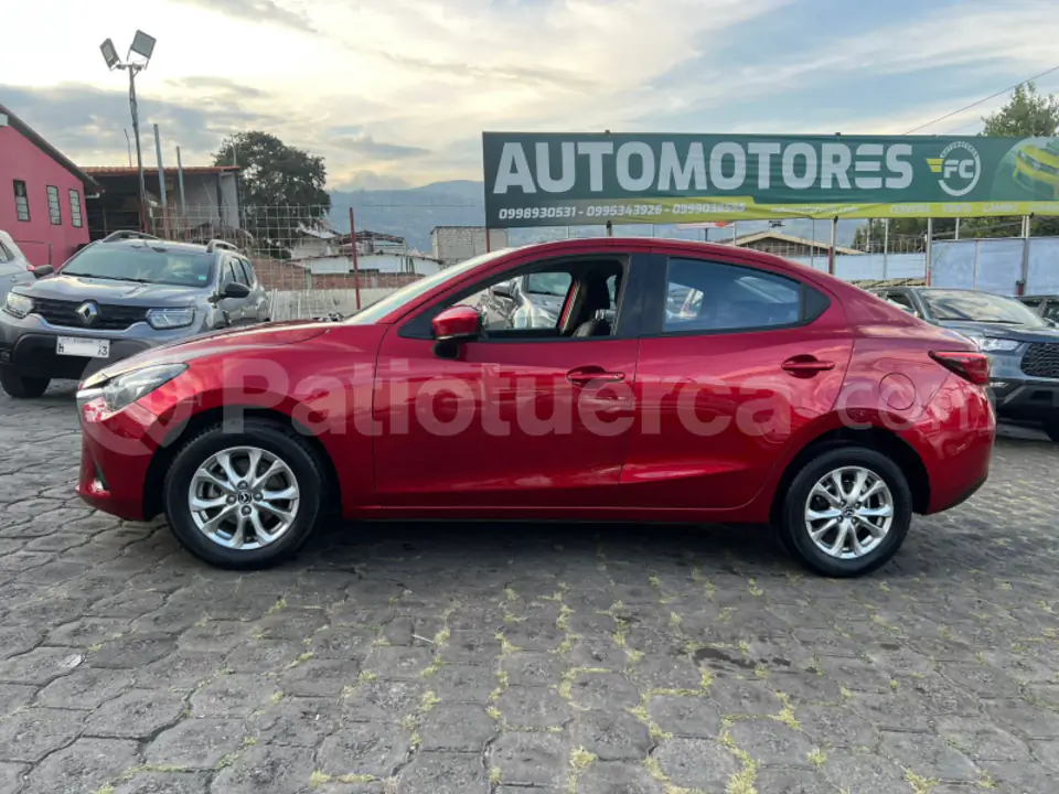 Foto 5 de Mazda 2