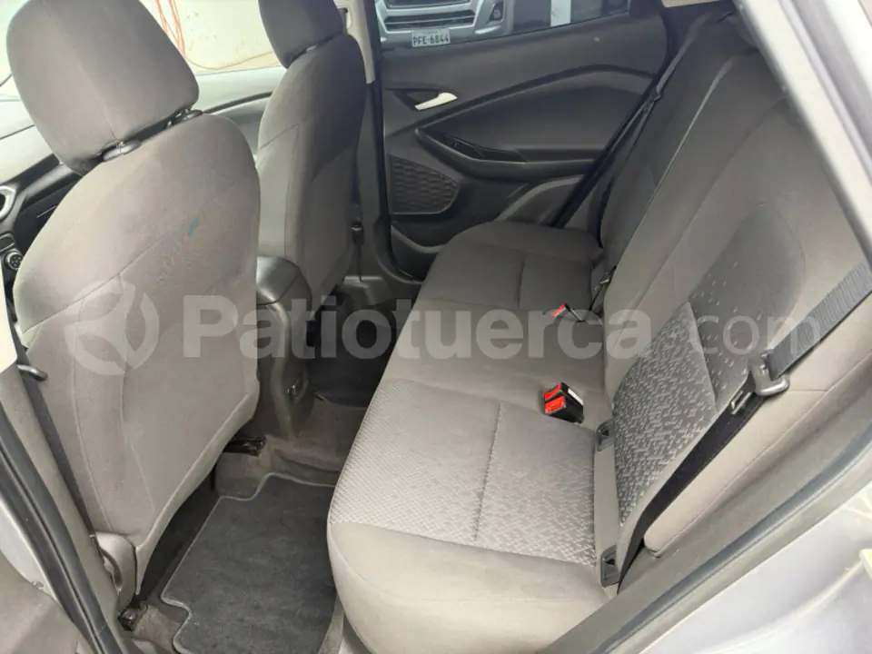 Foto 24 de Chevrolet Tracker LS Turbo