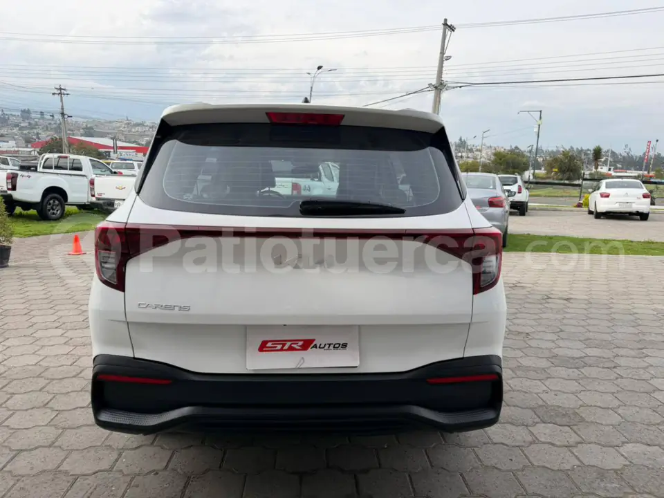 Foto 3 de Kia Carens Lx7