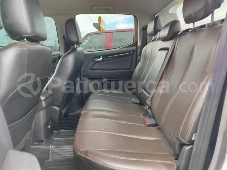 Foto 13 de Chevrolet COLORADO HIGH COUNTRY