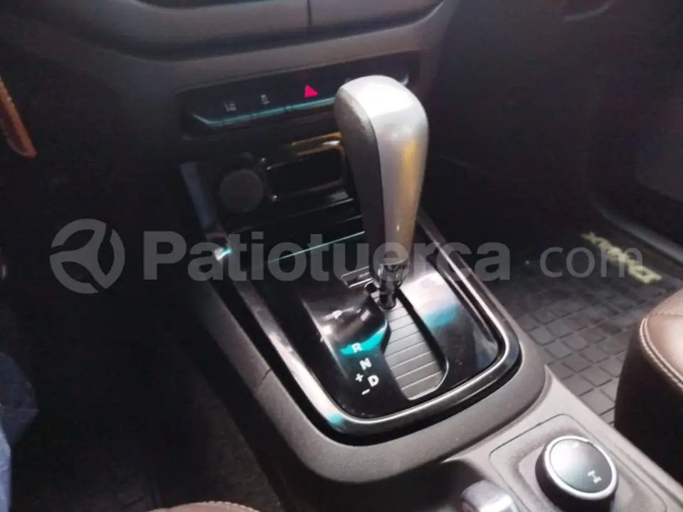 Foto 14 de Chevrolet COLORADO HIGH COUNTRY