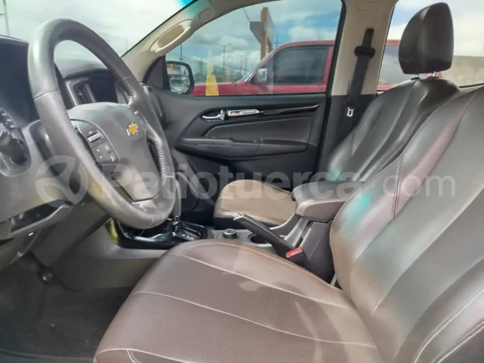 Foto 16 de Chevrolet COLORADO HIGH COUNTRY