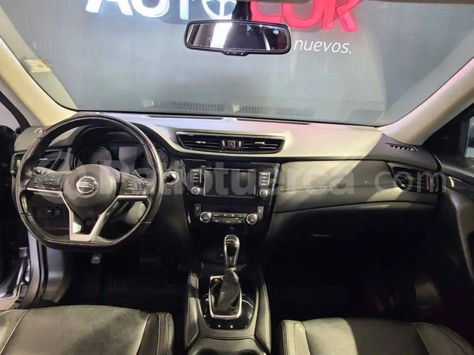 Foto 5 de Nissan XTRAIL EXCLUSIVE