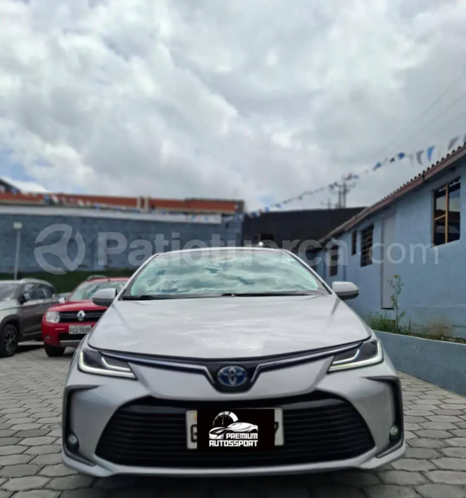 Foto 2 de Toyota COROLLA HV SEG AC