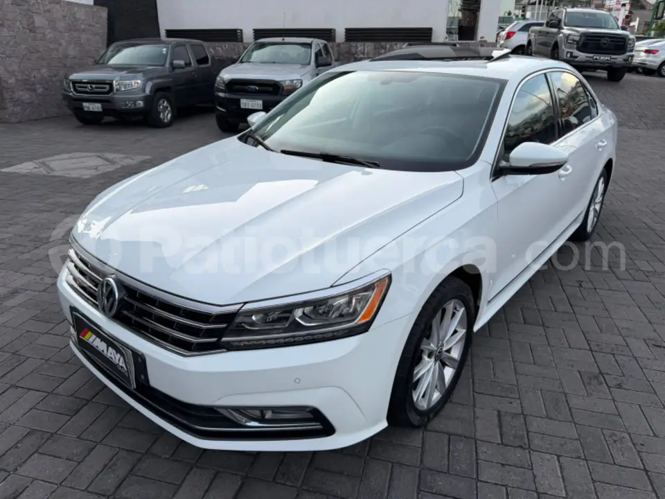 Foto 1 de Volkswagen Passat