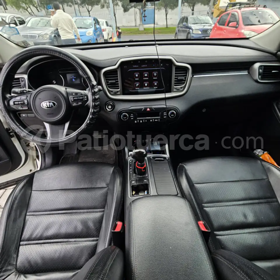 Foto 18 de Kia Sorento