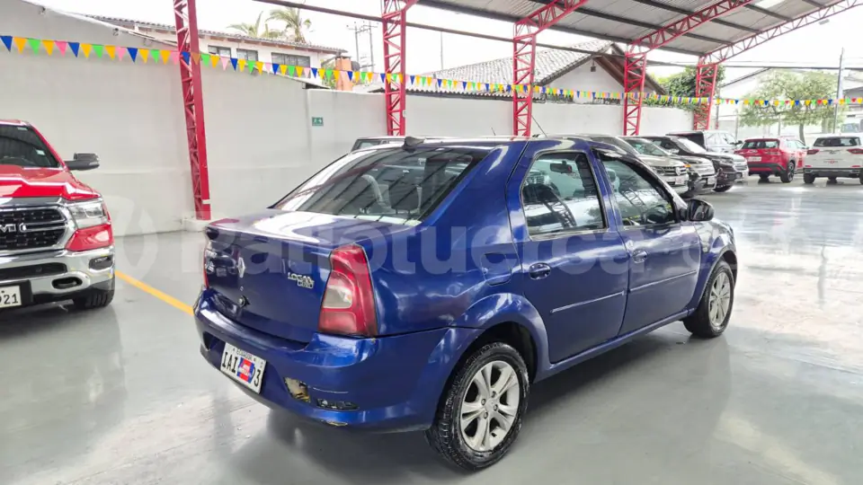 Foto 4 de Renault Logan