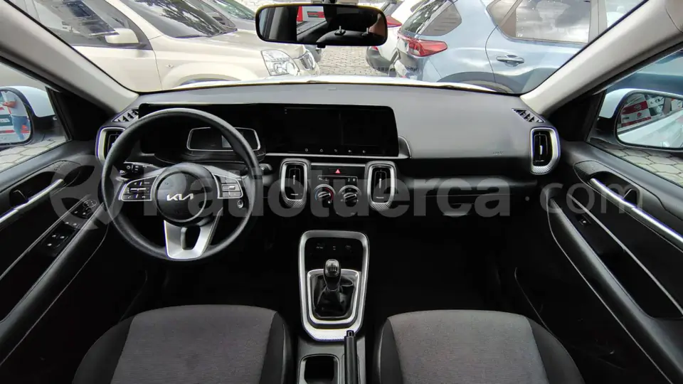 Foto 12 de Kia Sonet