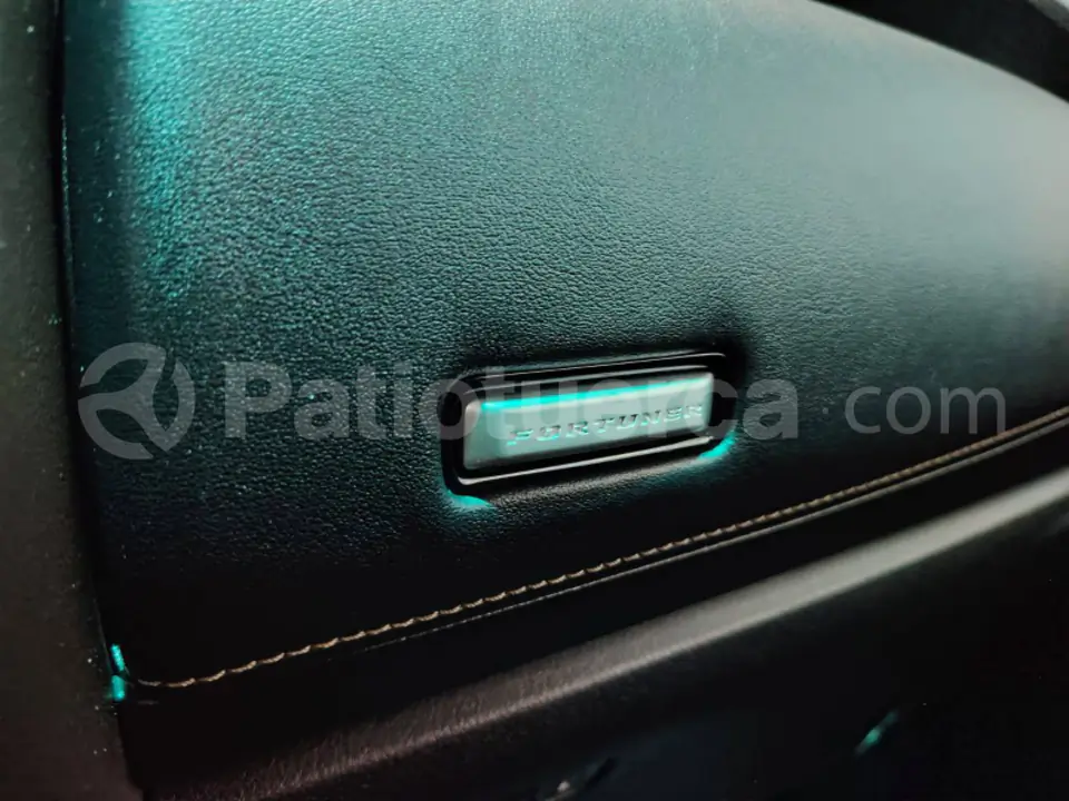 Foto 23 de Toyota Fortuner 4.0