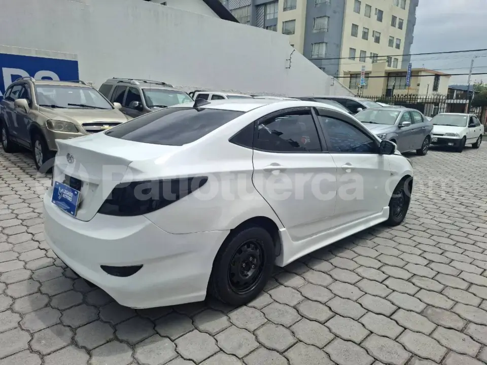 Foto 9 de Hyundai Accent