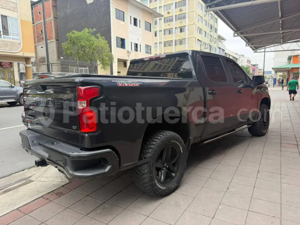 Foto 9 de Chevrolet Silverado Trailboss Z71 AC