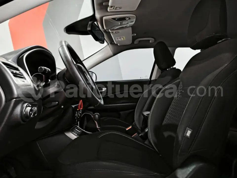 Foto 10 de Jeep Compass Sport
