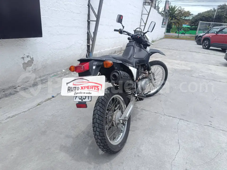 Foto 7 de Suzuki DR 200