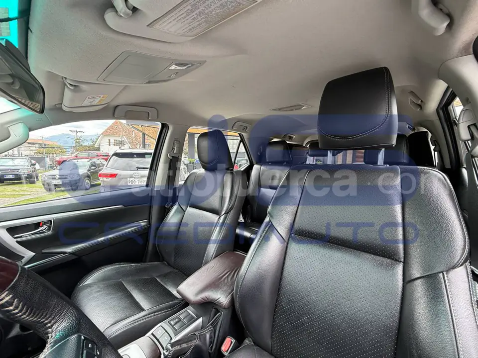 Foto 16 de Toyota New Fortuner