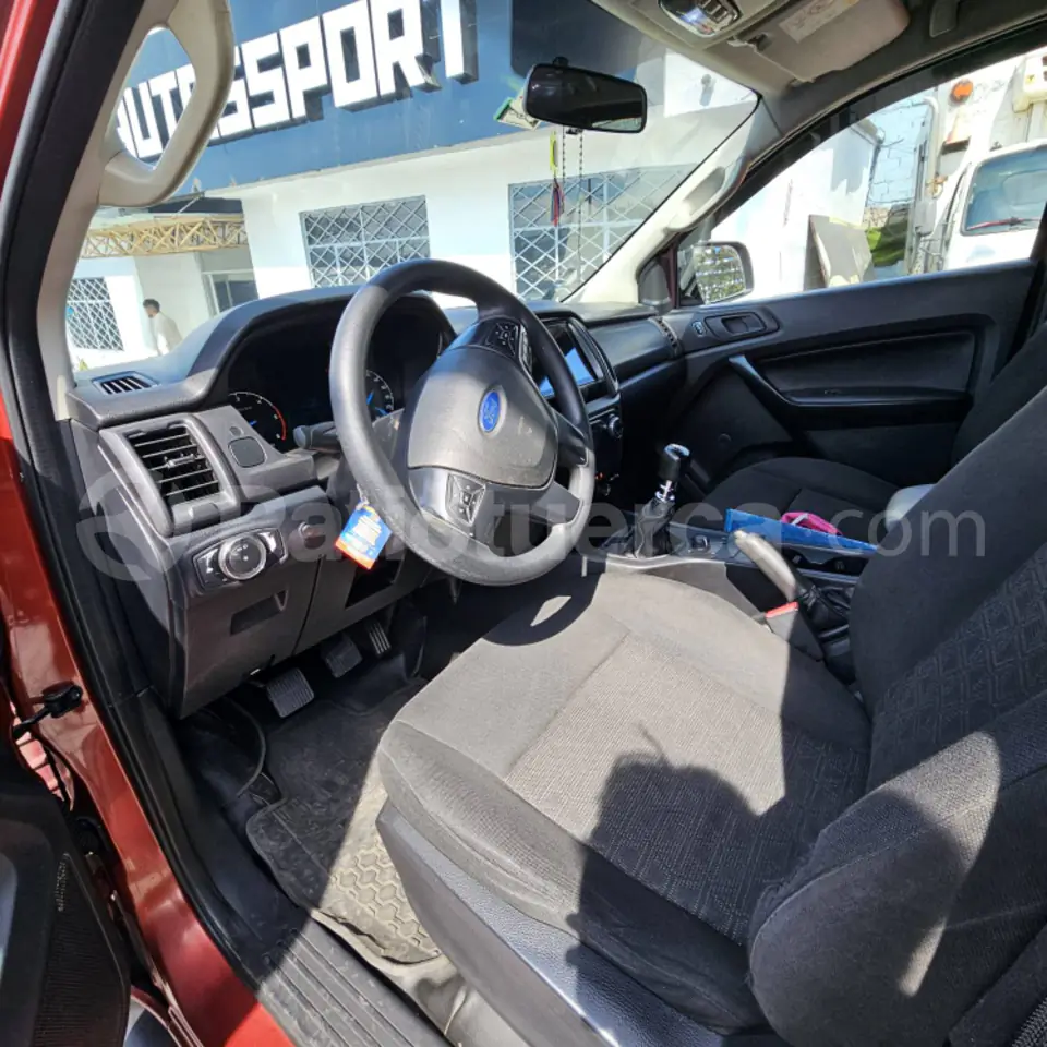 Foto 10 de Ford RANGER XL