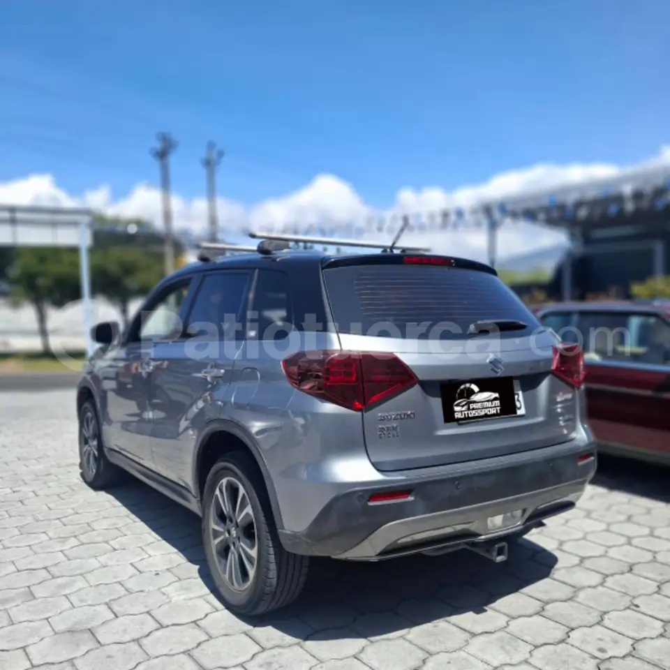 Foto 3 de Suzuki Vitara GLX