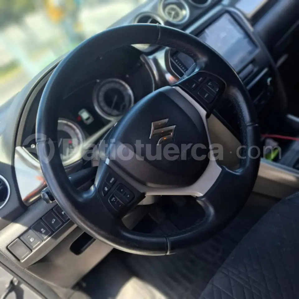 Foto 7 de Suzuki Vitara GLX