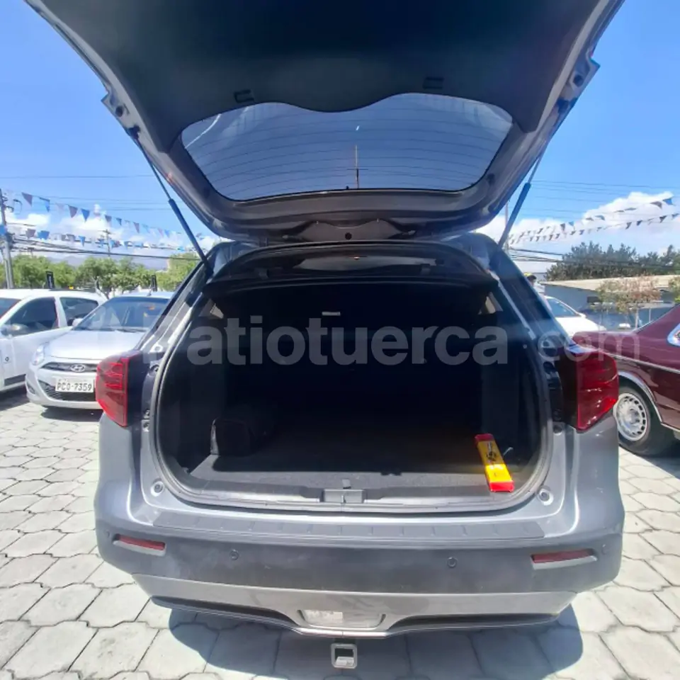 Foto 13 de Suzuki Vitara GLX