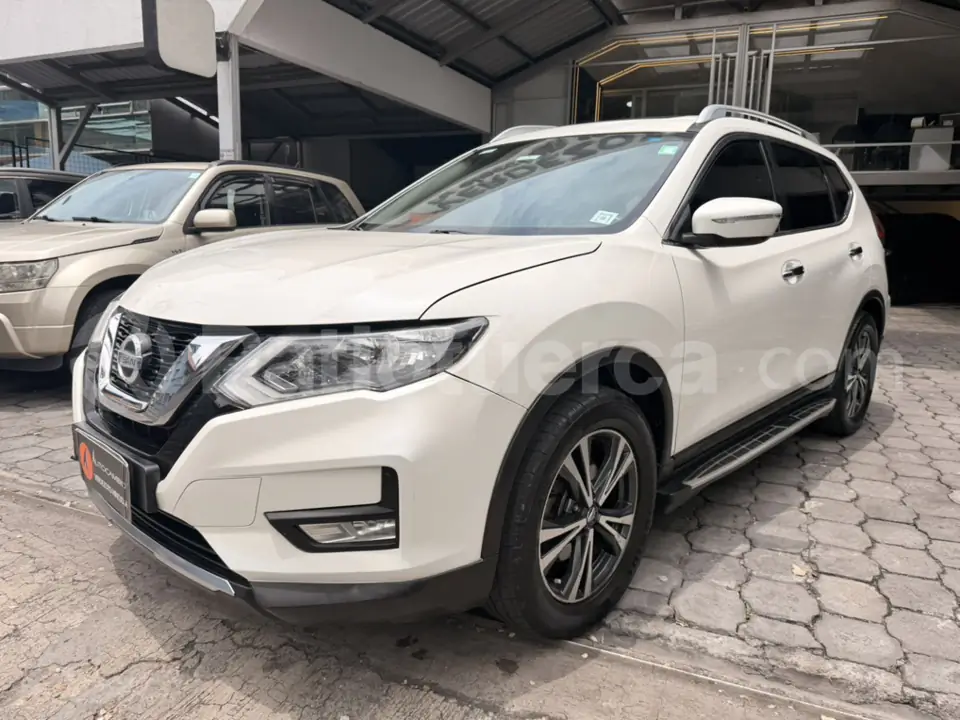 Foto 3 de Nissan xtrail  Advance