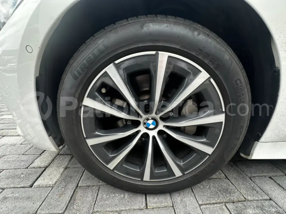 Foto 20 de BMW 330i