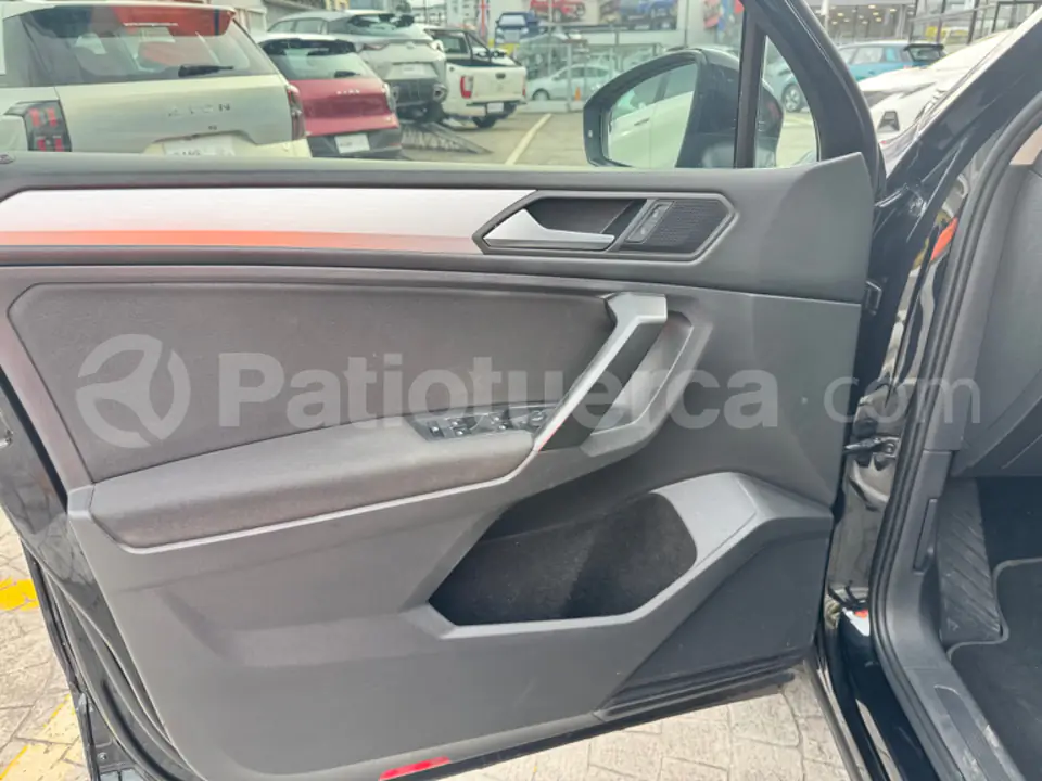Foto 14 de Volkswagen Tiguan Trendline