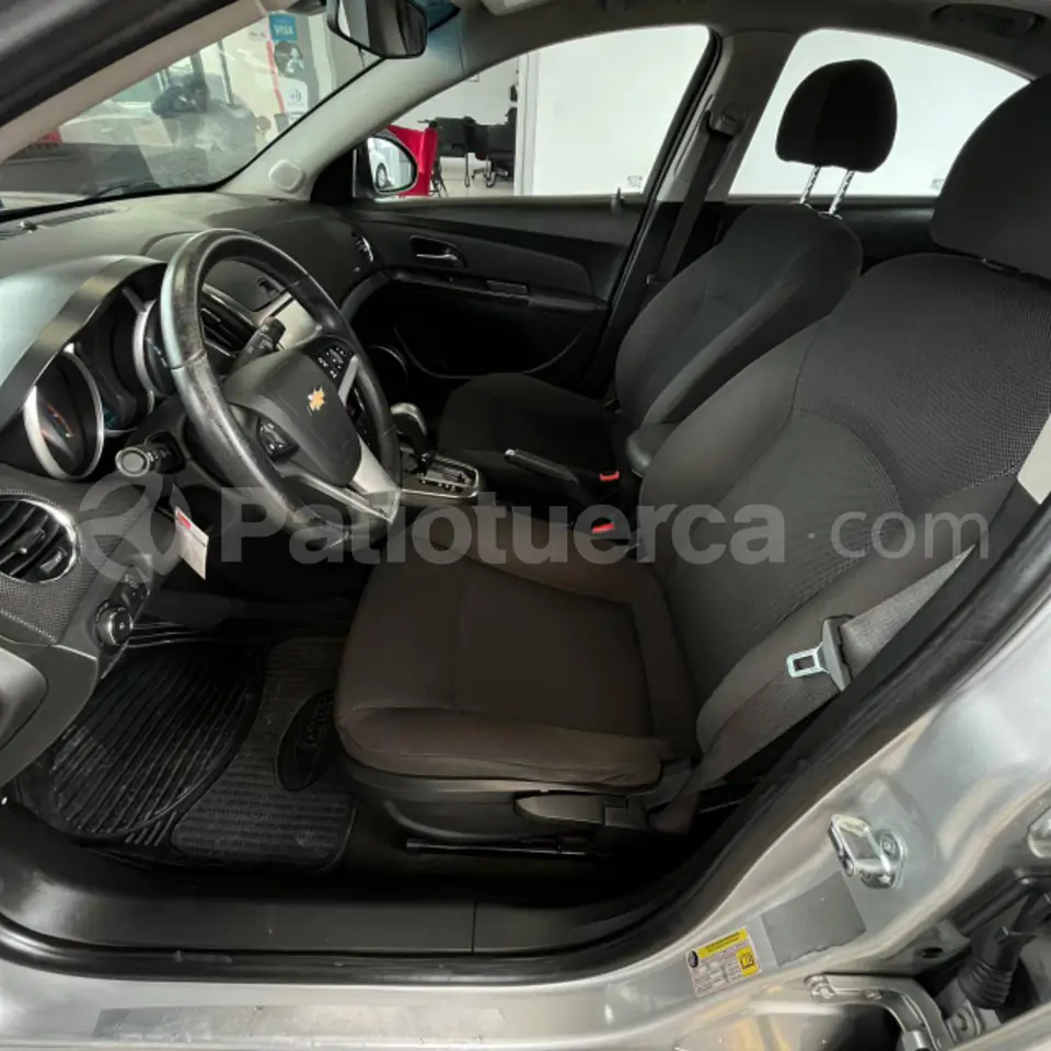 Foto 12 de Chevrolet Cruze