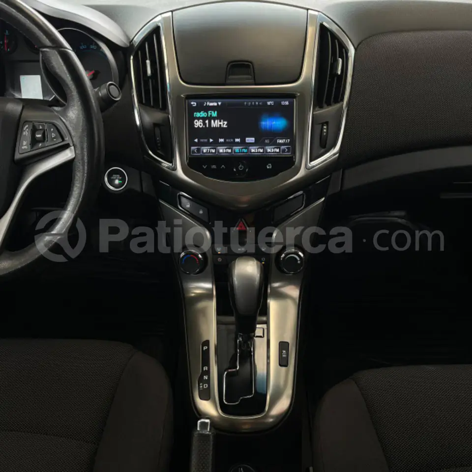Foto 15 de Chevrolet Cruze