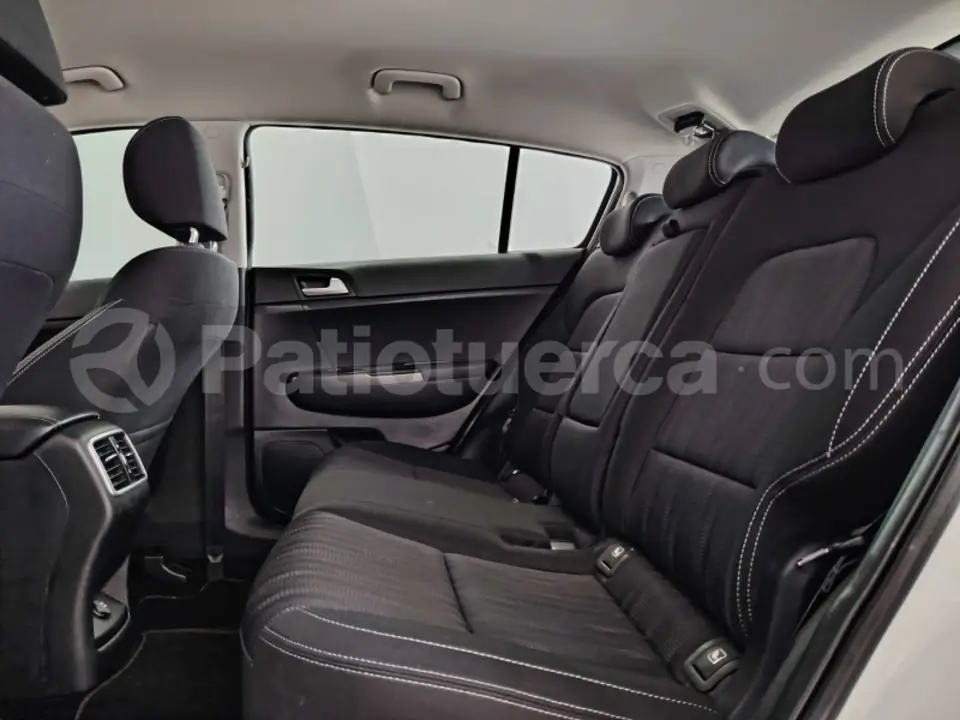 Foto 20 de Kia Sportage