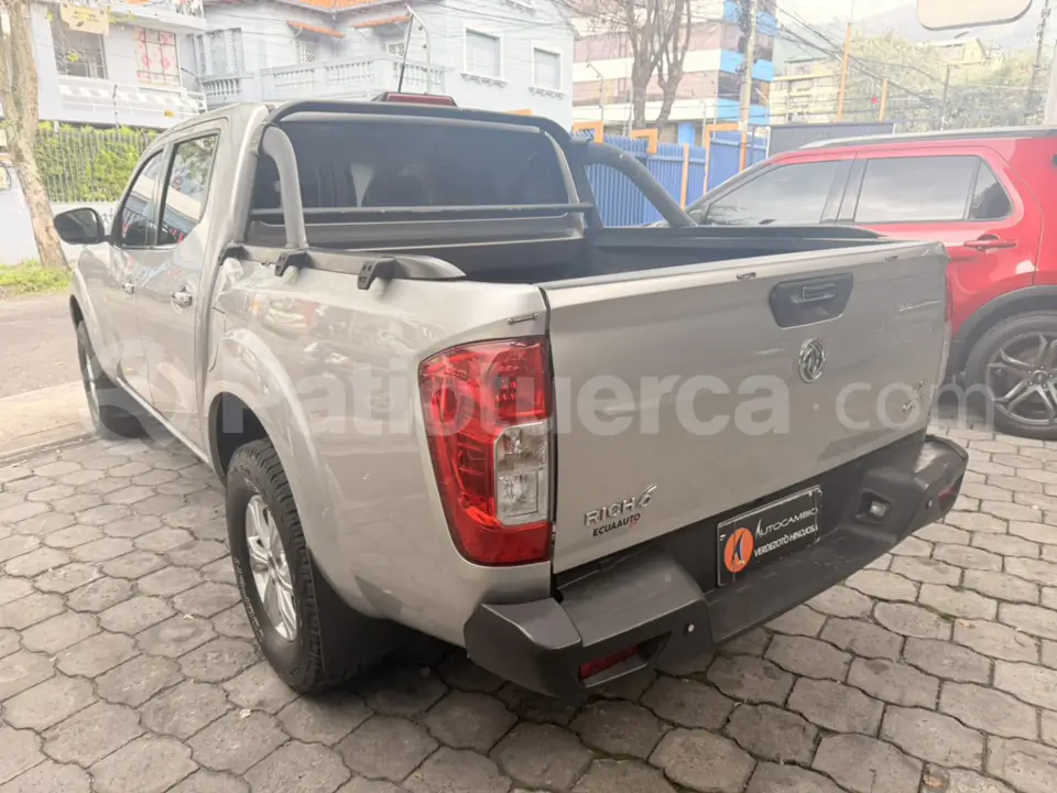 Foto 6 de DongFeng NEW RICH 6 4X2 DIESEL
