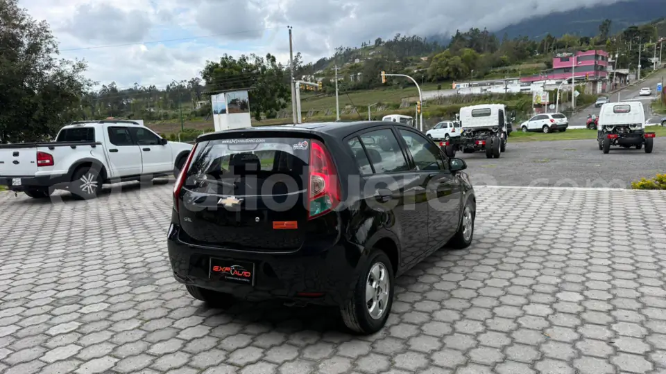 Foto 5 de Chevrolet SAIL STD