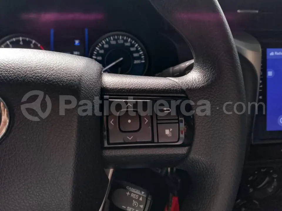 Foto 16 de Toyota New Fortuner