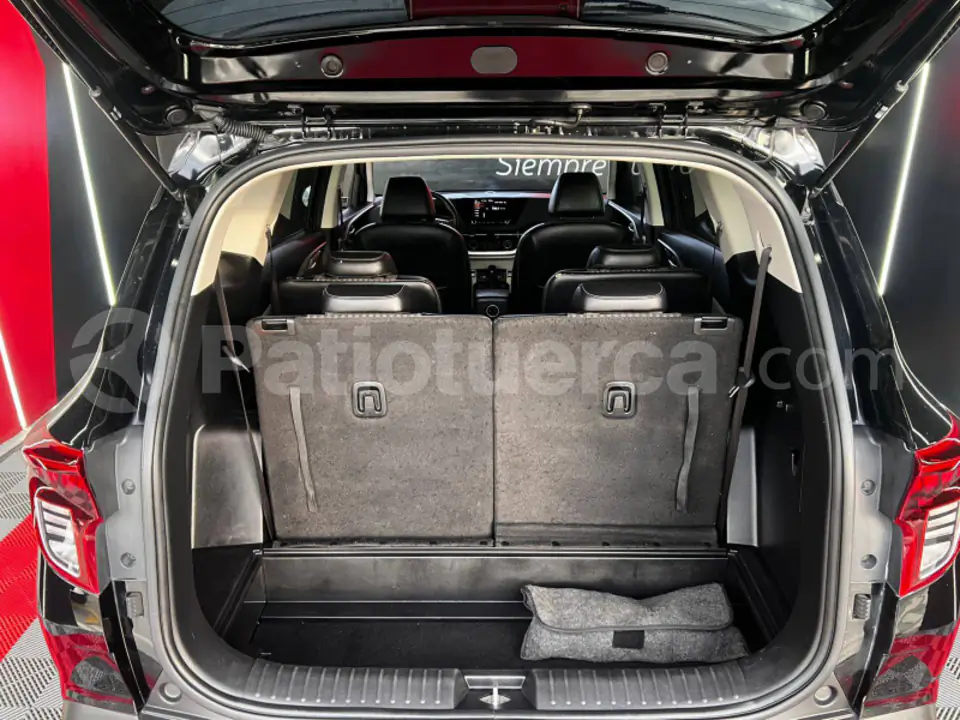 Foto 15 de Kia Carens