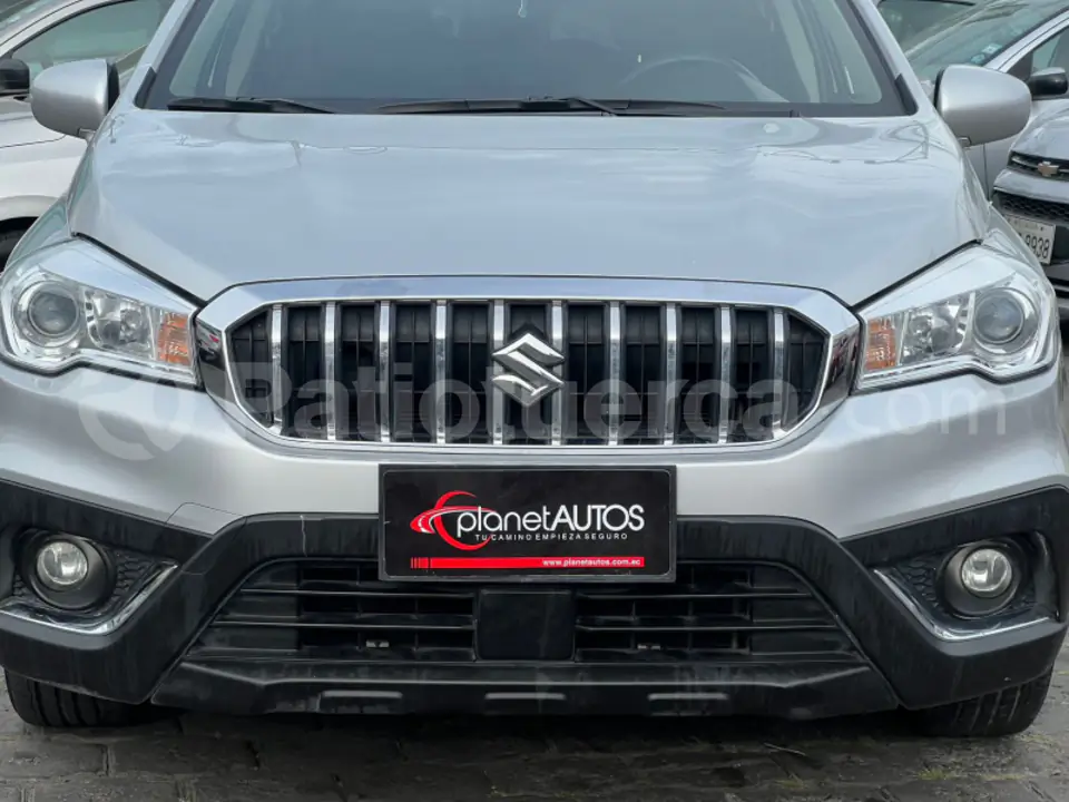 Foto 3 de Suzuki Scross