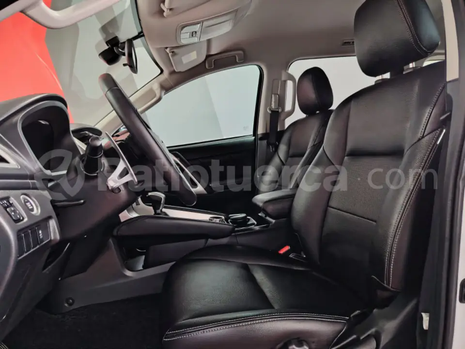 Foto 20 de Mitsubishi Montero Sport