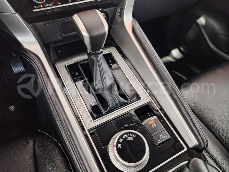 Foto 23 de Mitsubishi Montero Sport