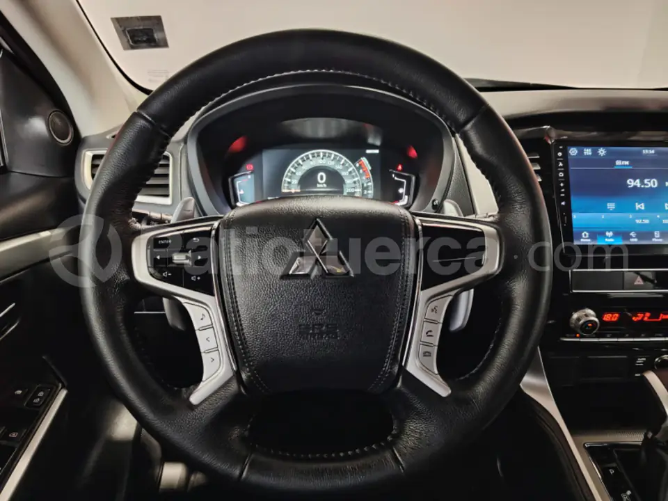 Foto 27 de Mitsubishi Montero Sport