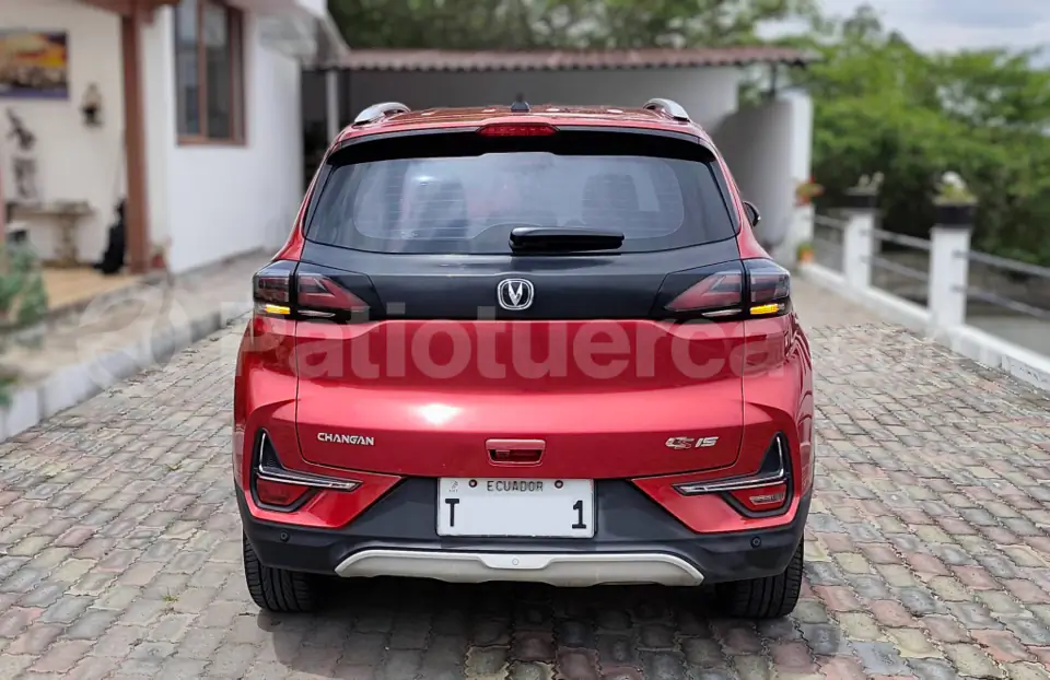 Foto 6 de Changan CS 15