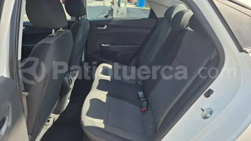 Foto 17 de Hyundai Accent