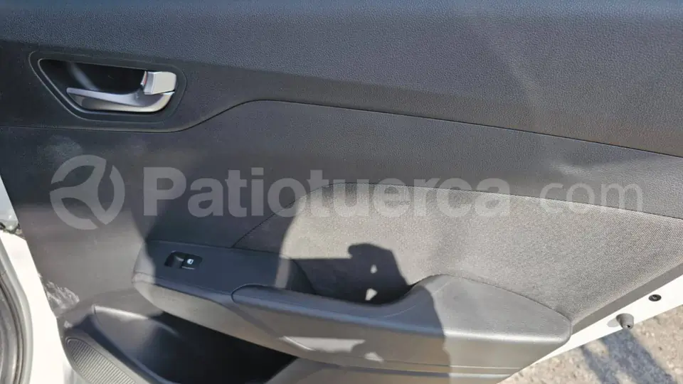 Foto 21 de Hyundai Accent