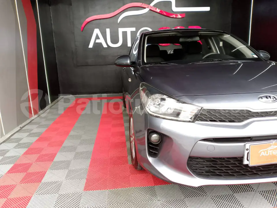 Foto 2 de Kia RIO LX