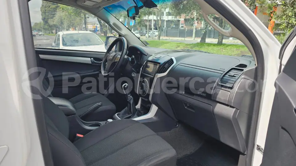 Foto 16 de Chevrolet D-MAX CRDI FULL