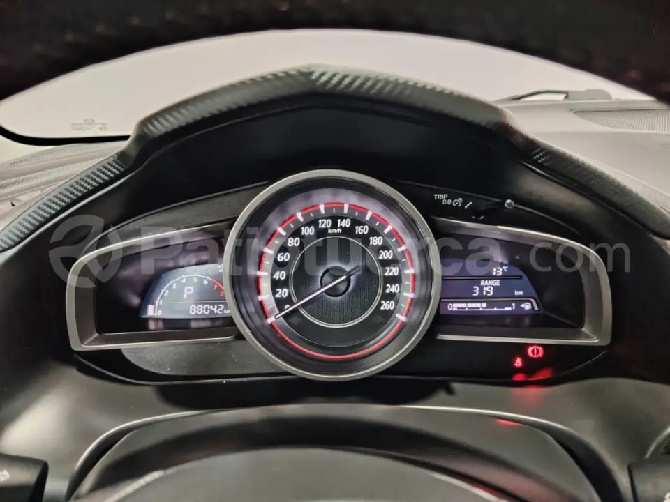 Foto 6 de Mazda NEW 3