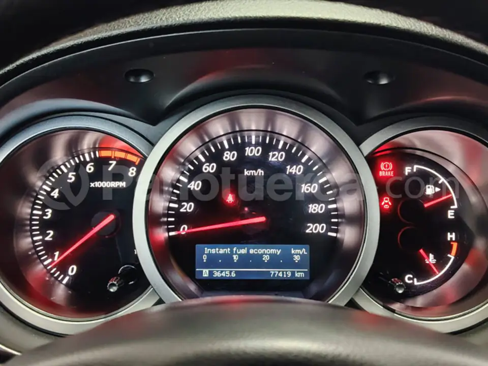 Foto 2 de Suzuki Grand Vitara SZ