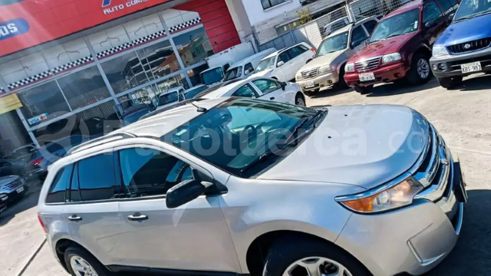 Foto 6 de Ford Edge SE