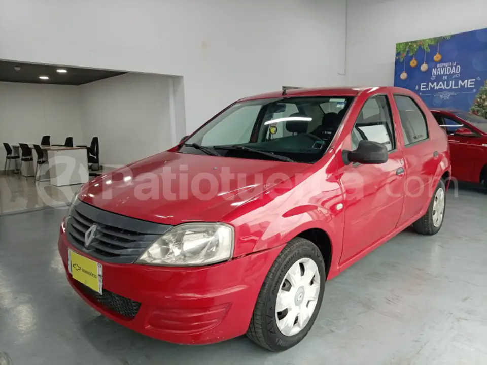 Foto 3 de Renault Logan Life