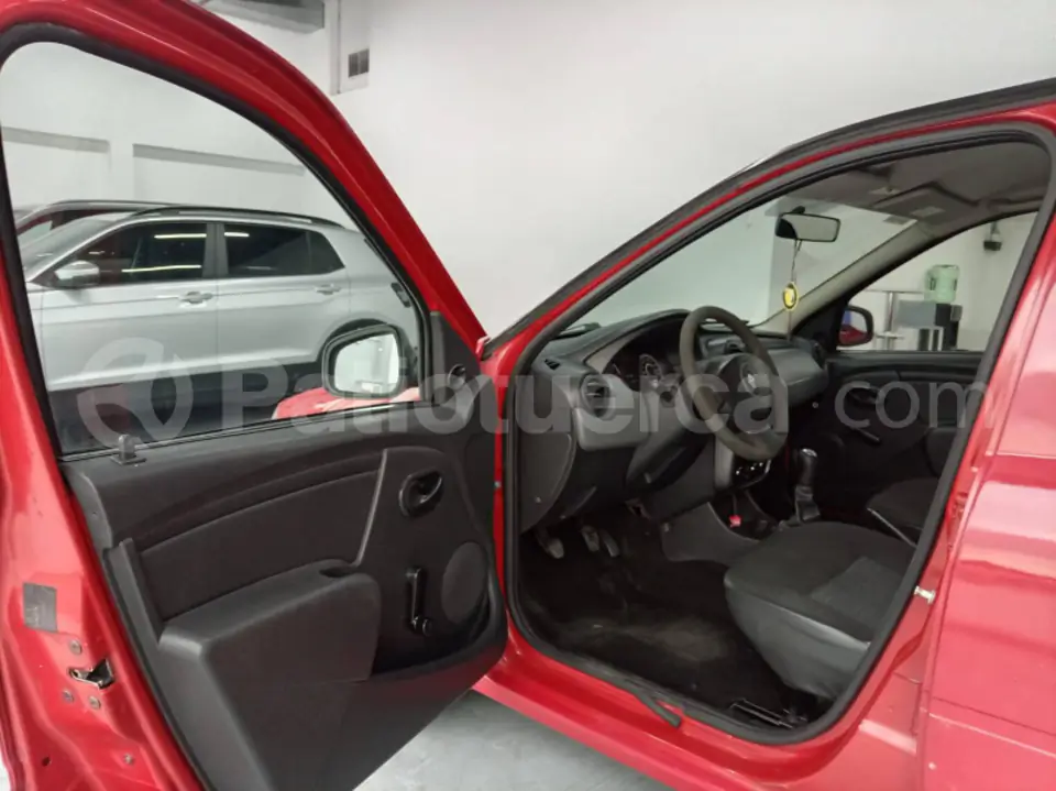 Foto 13 de Renault Logan Life