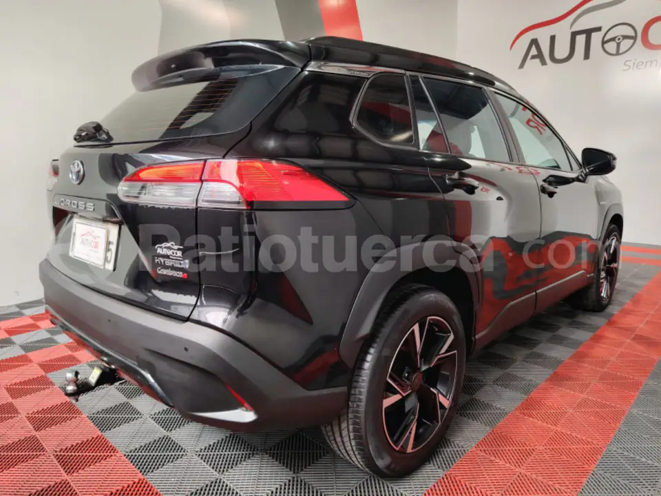 Foto 10 de Toyota COROLLA CROSS