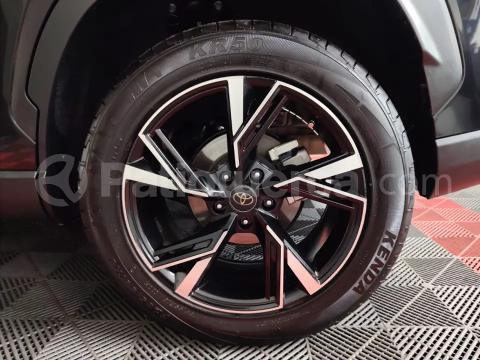 Foto 14 de Toyota COROLLA CROSS