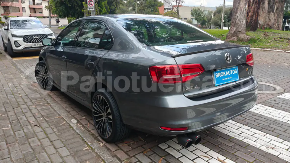 Foto 5 de Volkswagen Jetta 2500